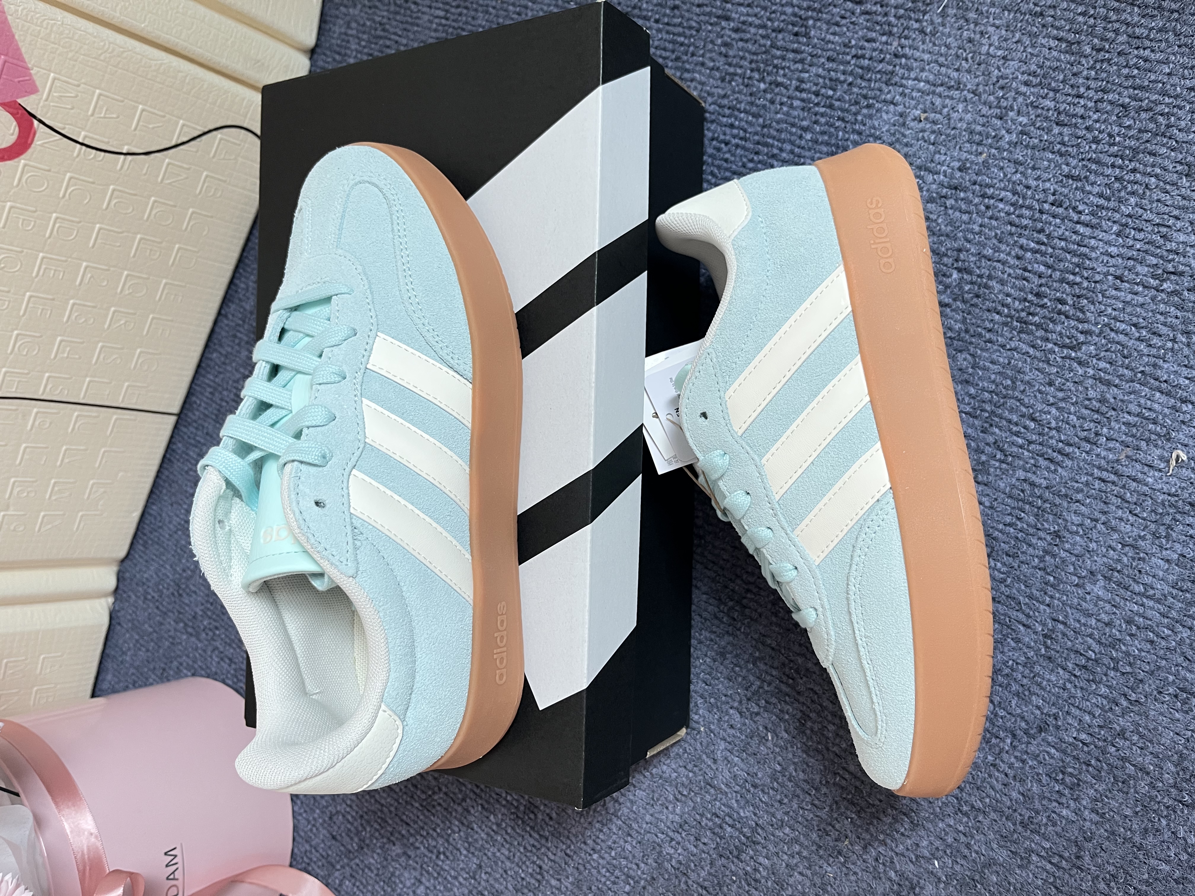 这个水蓝色也太夏天了吧✨✨