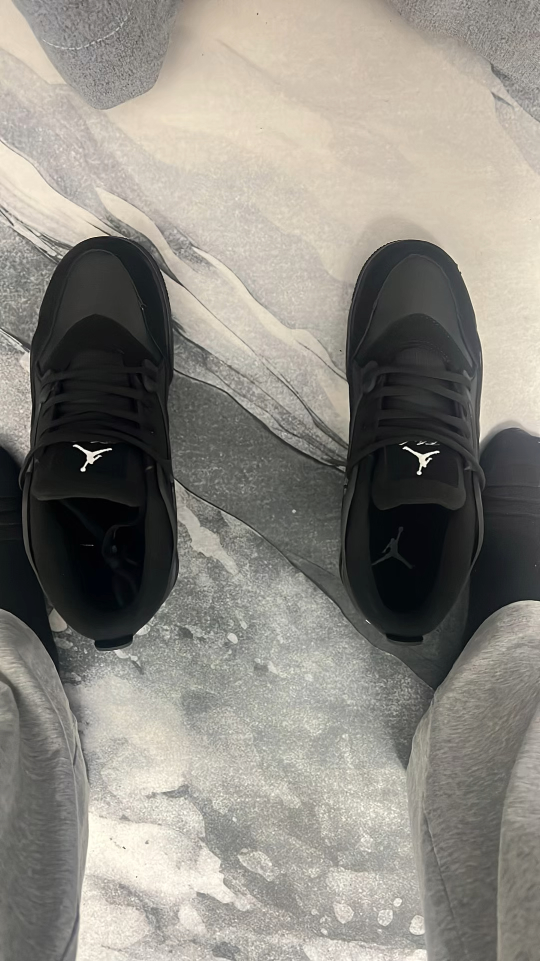 经典AJ4黑武士休闲鞋～穿着体验！