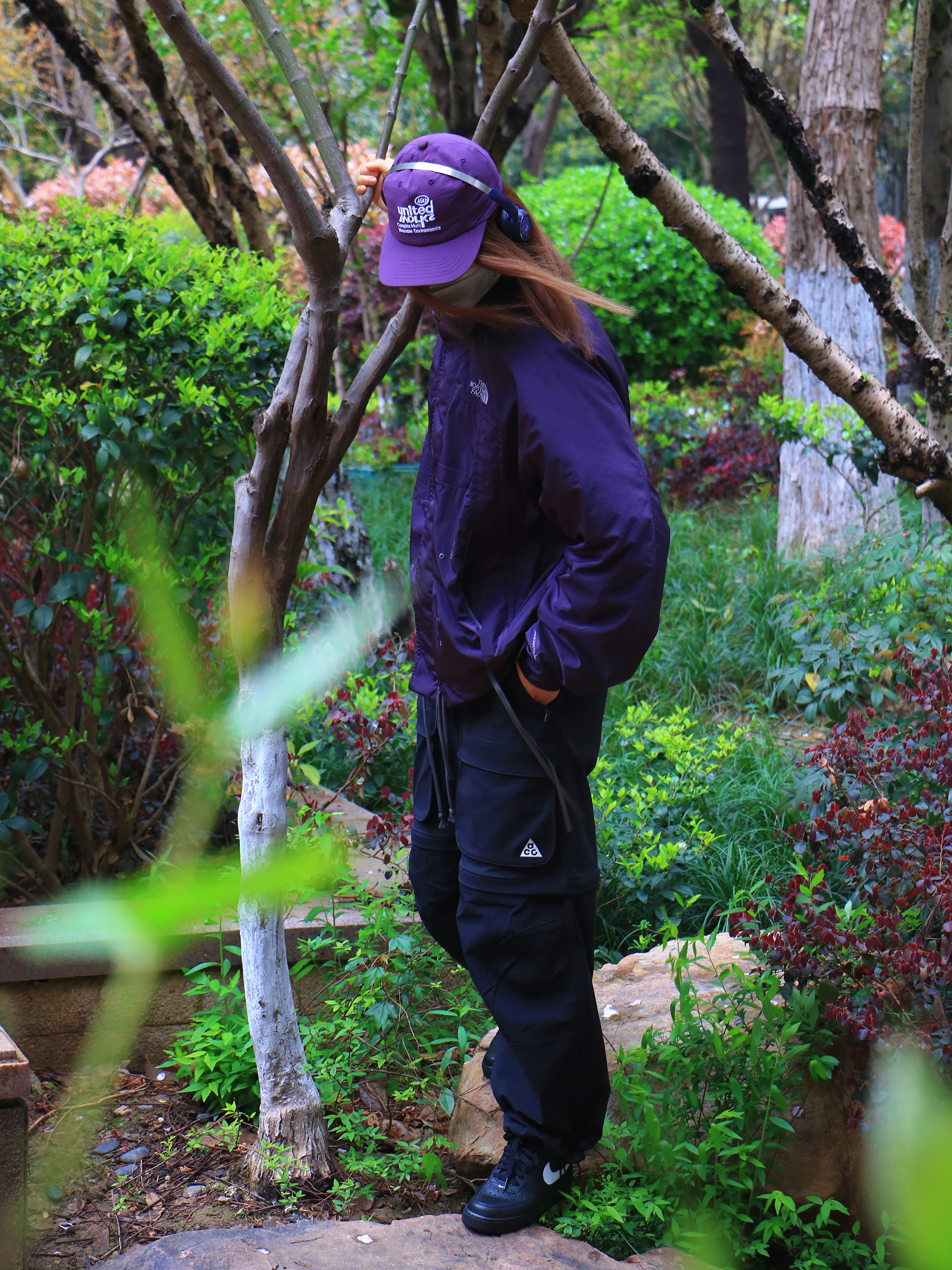 春日时髦运动户外休闲穿搭