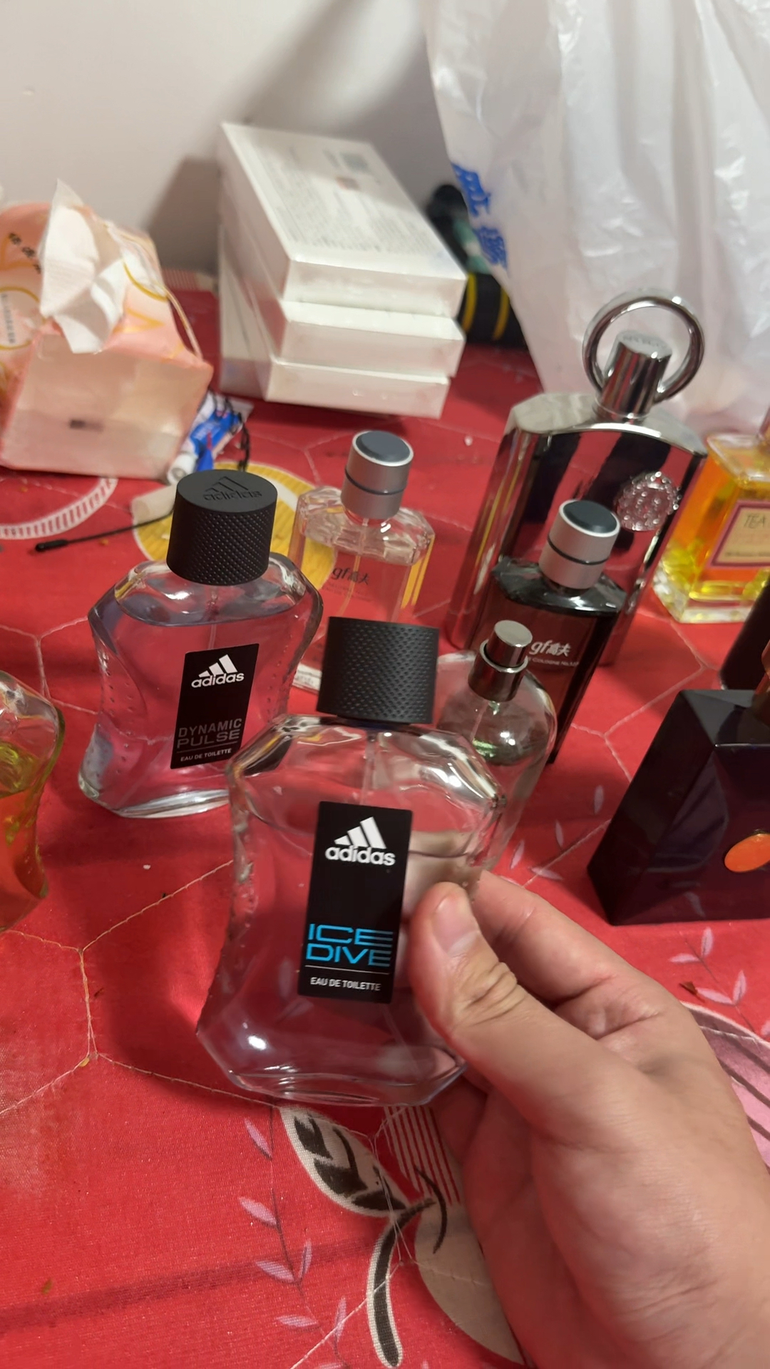 阿迪达斯冰点值得入手吗?