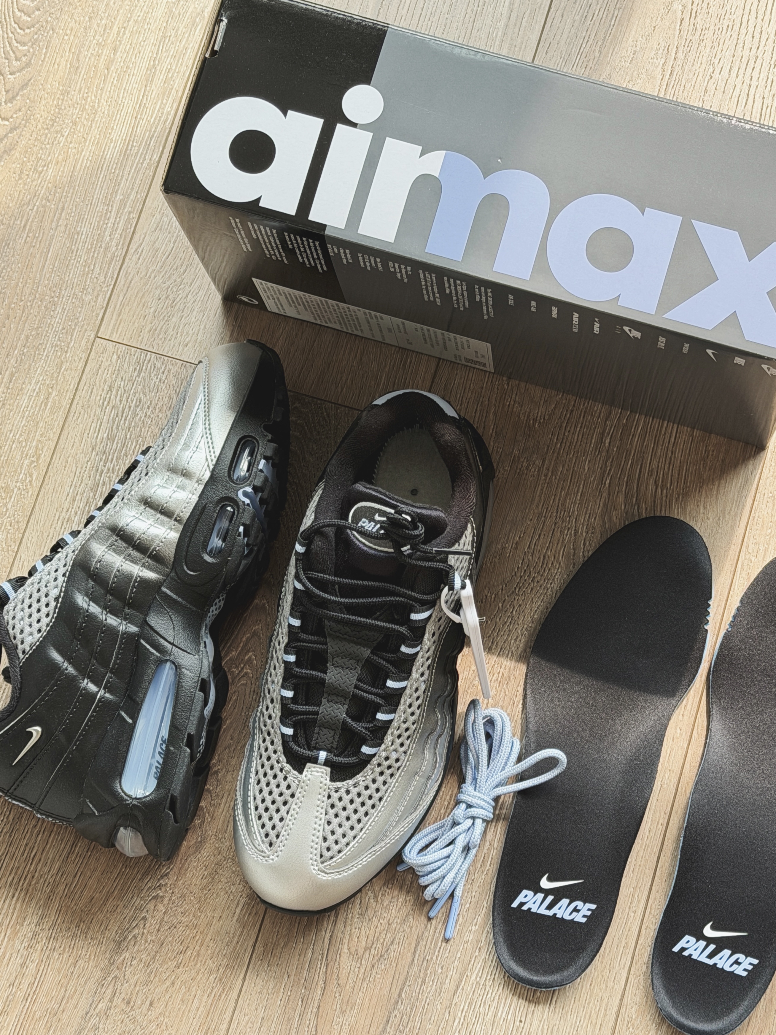 超酷银子弹｜Palace × Nike Air Max 95