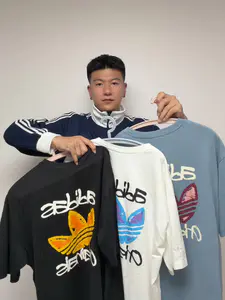 哥们儿救一下 | 188cm上身实测,选黑白百搭还是灰蓝高级?