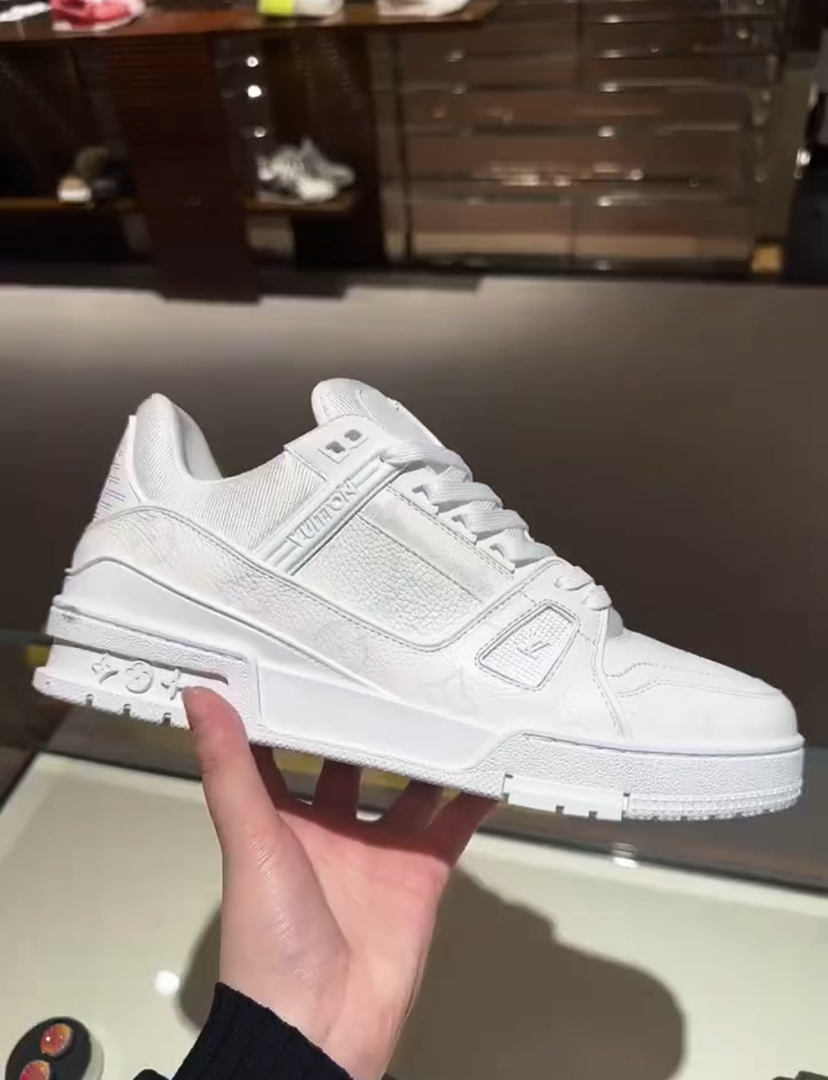 纯白Trainer上脚百搭天花板