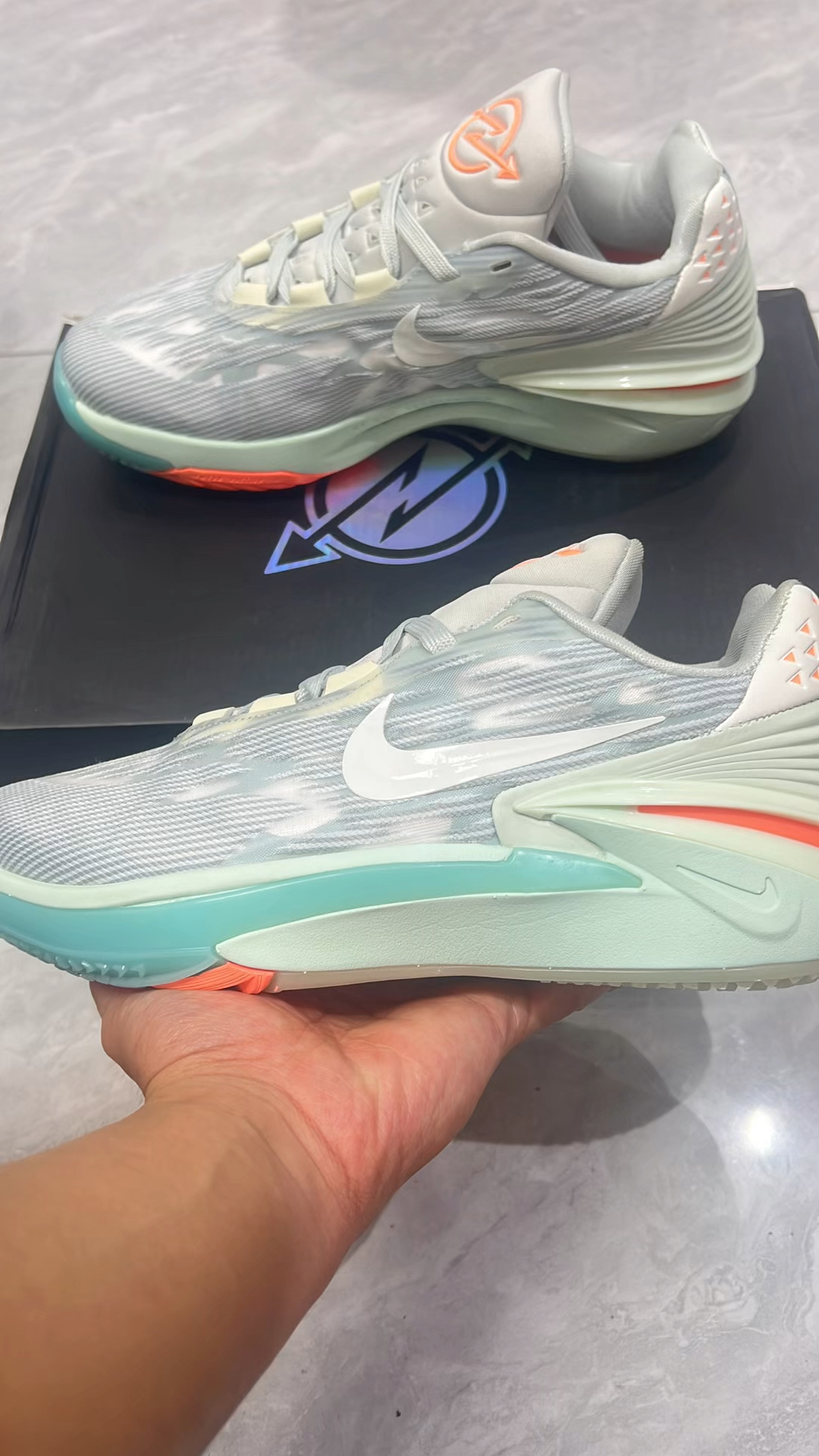 沉浸式开箱~经典NIKE GT2篮球鞋!
