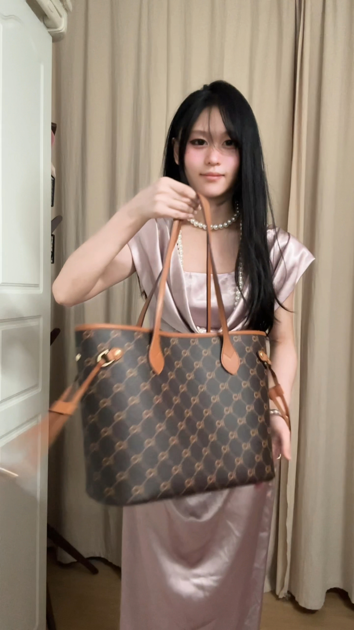 打工人的第一支轻奢包包