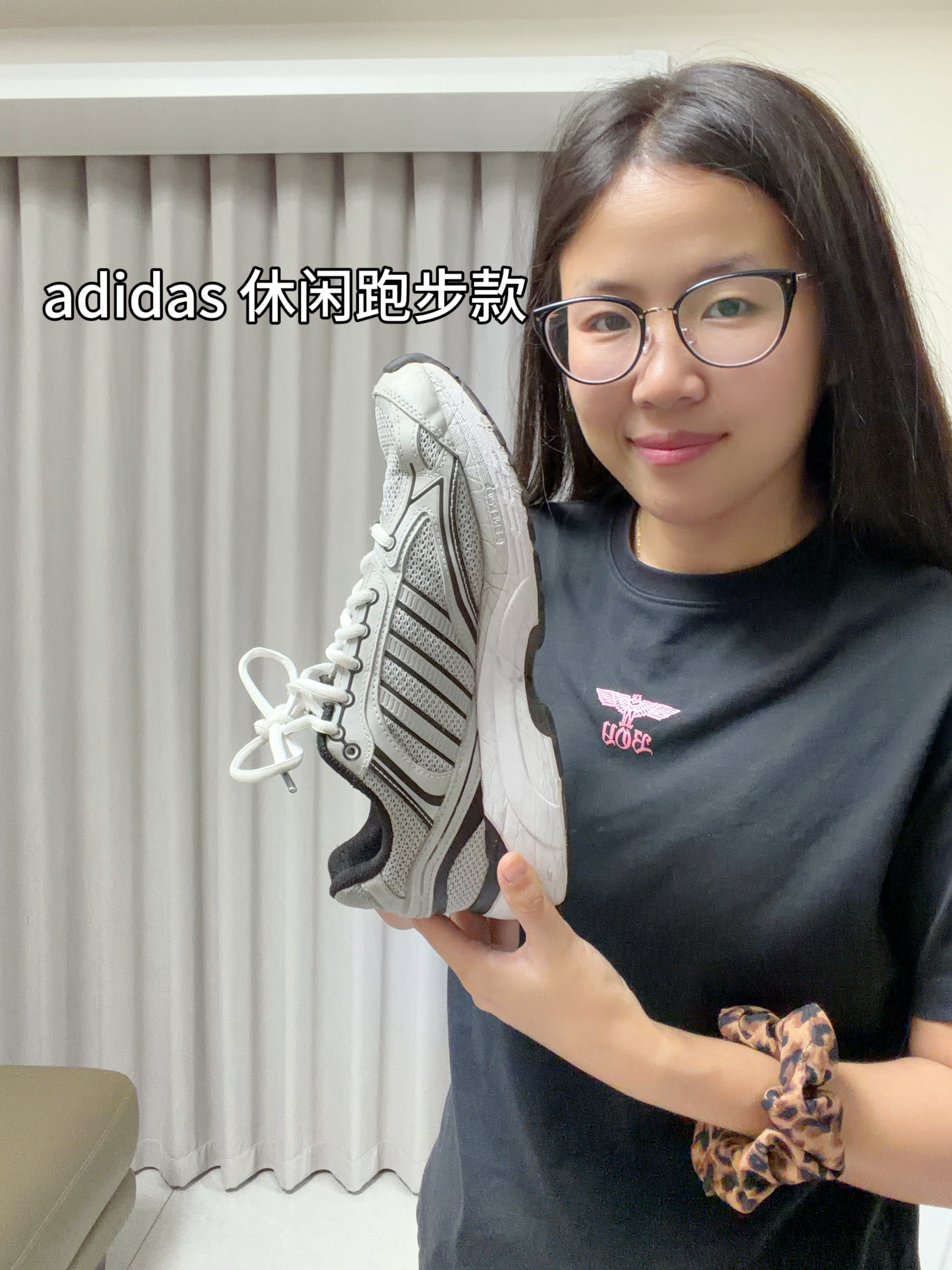 阿迪银色复古跑鞋 | 换季百搭首选