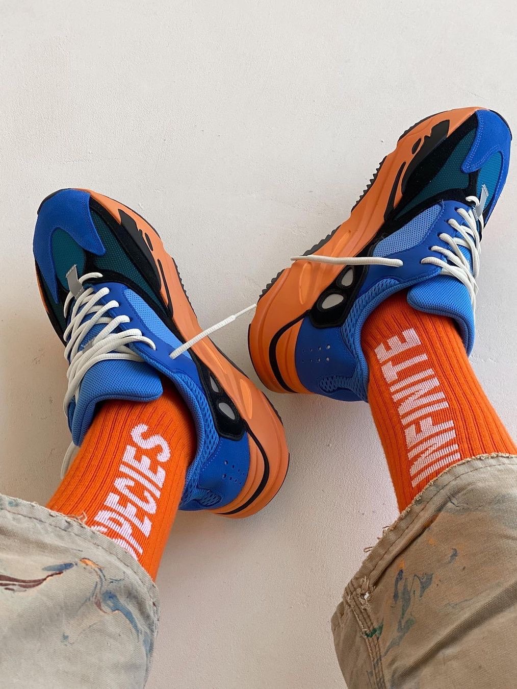 近日 YEEZY 700 又将推出Bri