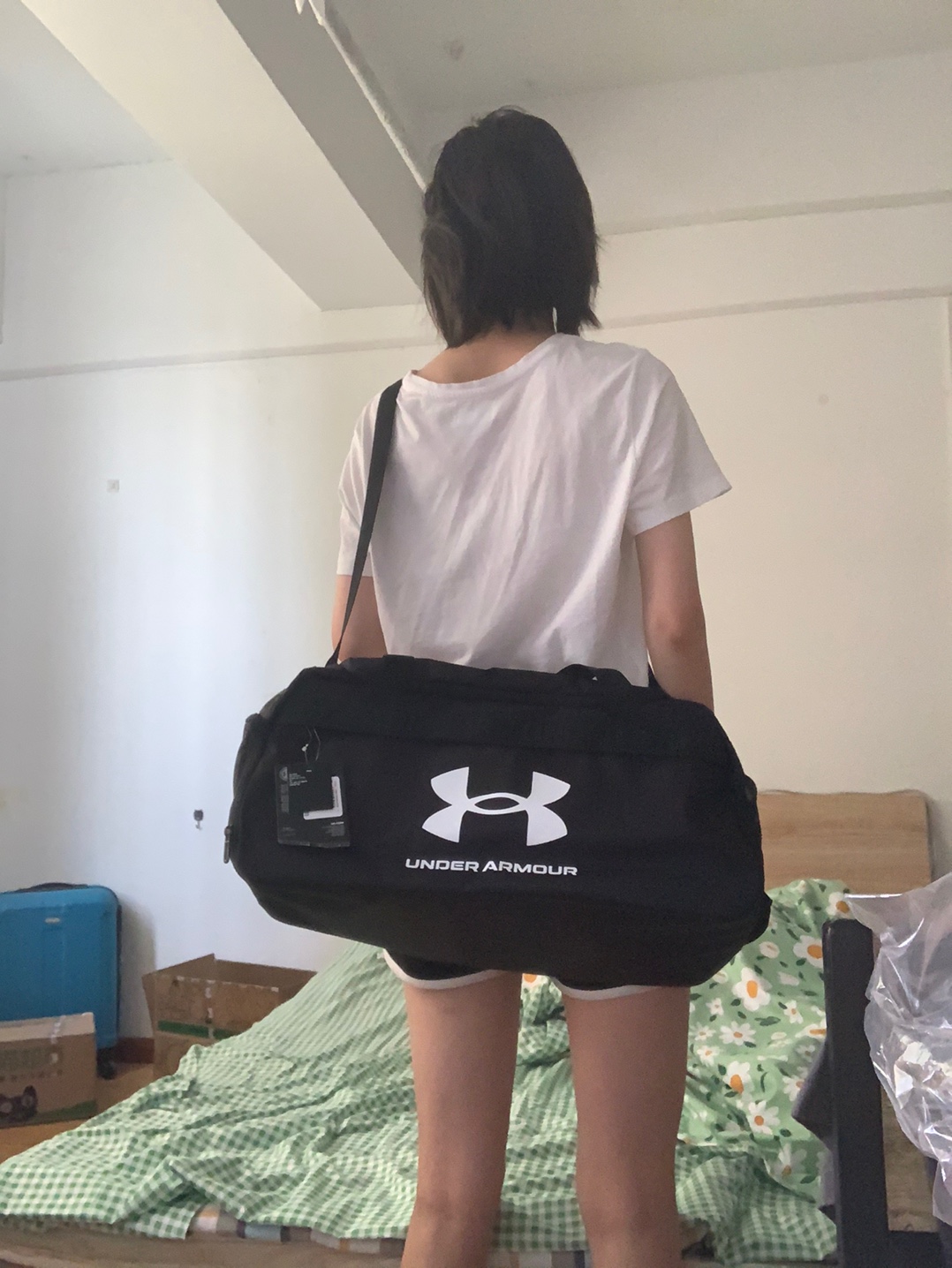 我觉得大小质量非常可以了，一百六买的要啥