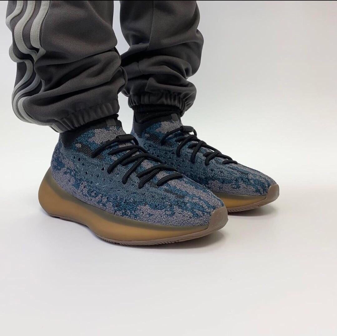Yeezy 380“Covellite”