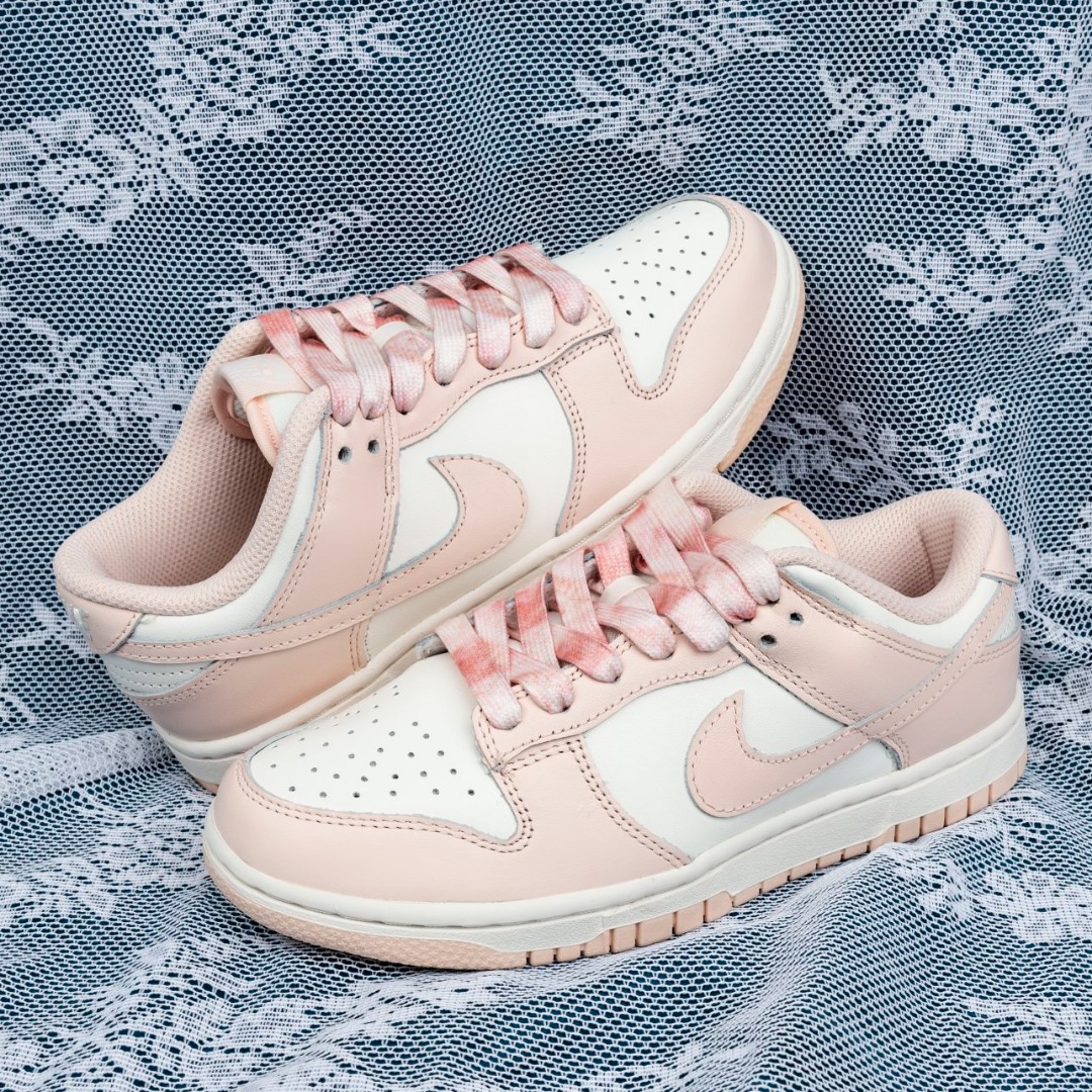 秋天的一抹粉丨鞋带更换穿搭分享
大面积粉