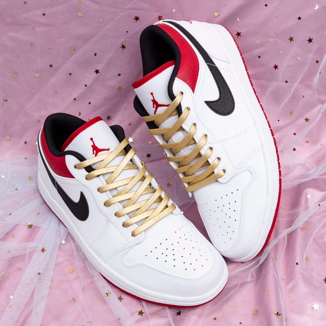 AJ1芝加哥百搭OG款
在AJ1里非常经