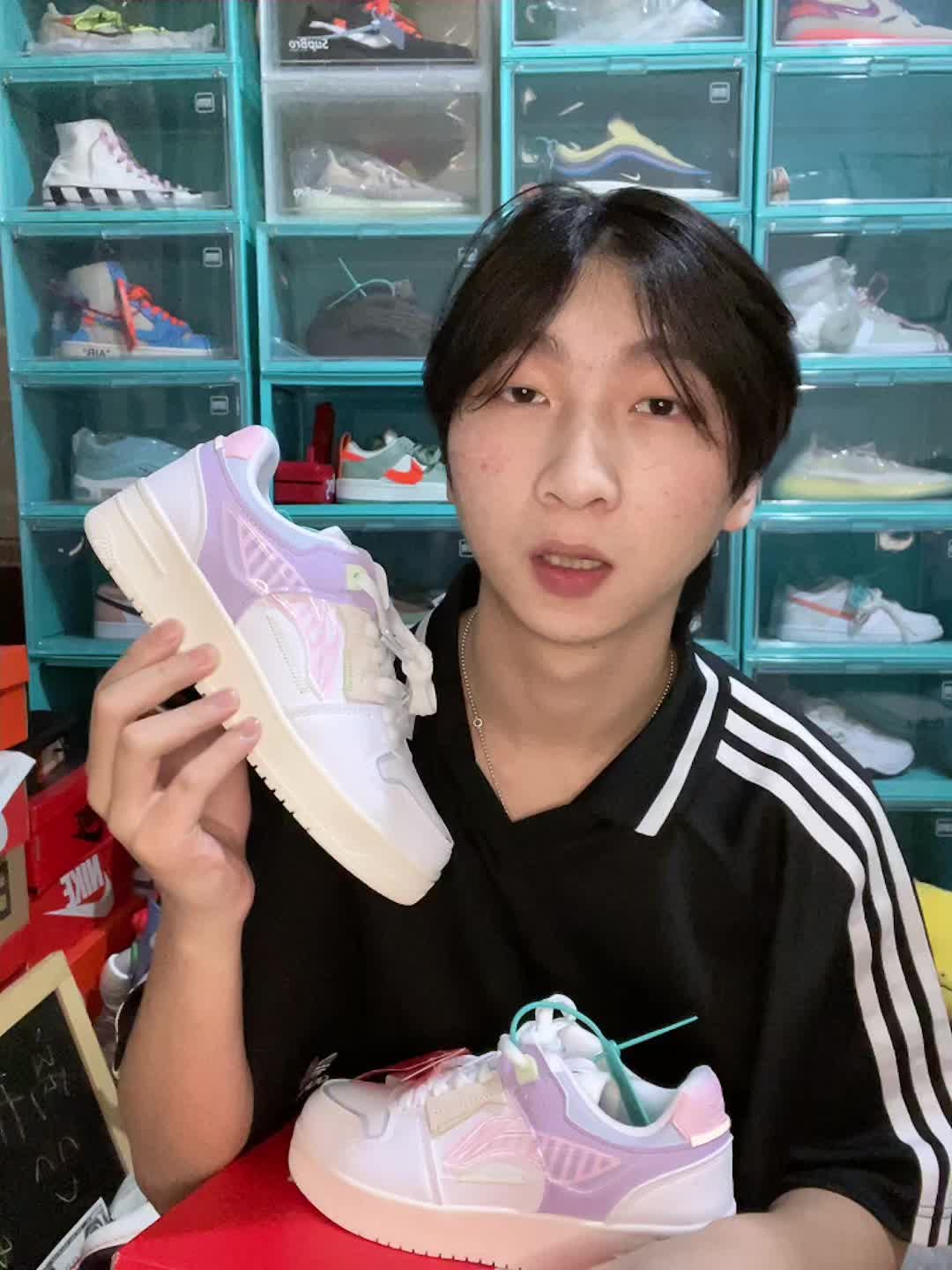 很难让人不爱的李宁天迹☁️