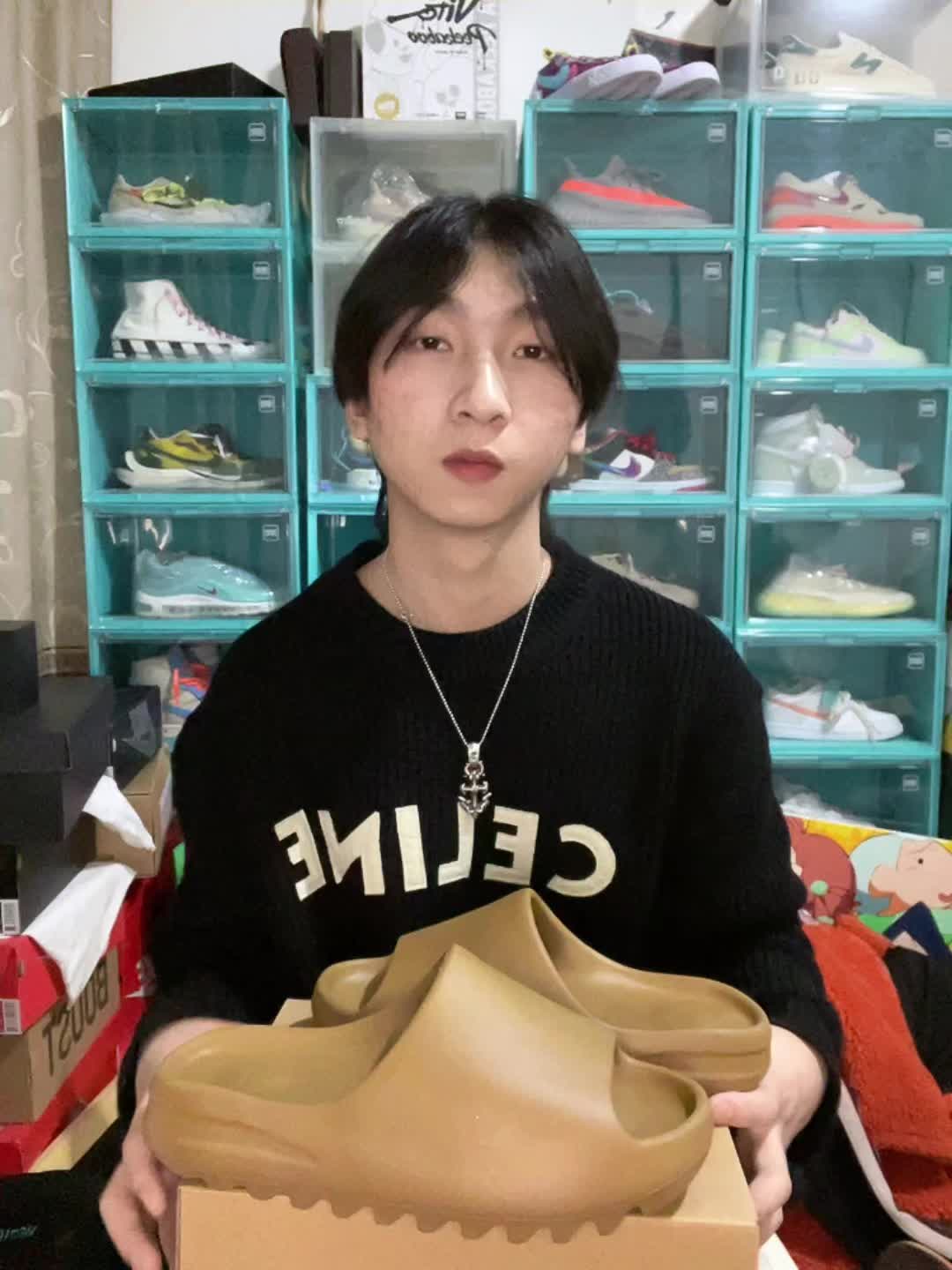 面包拖鞋还是很好看的🎁yeezy slide军褐色
