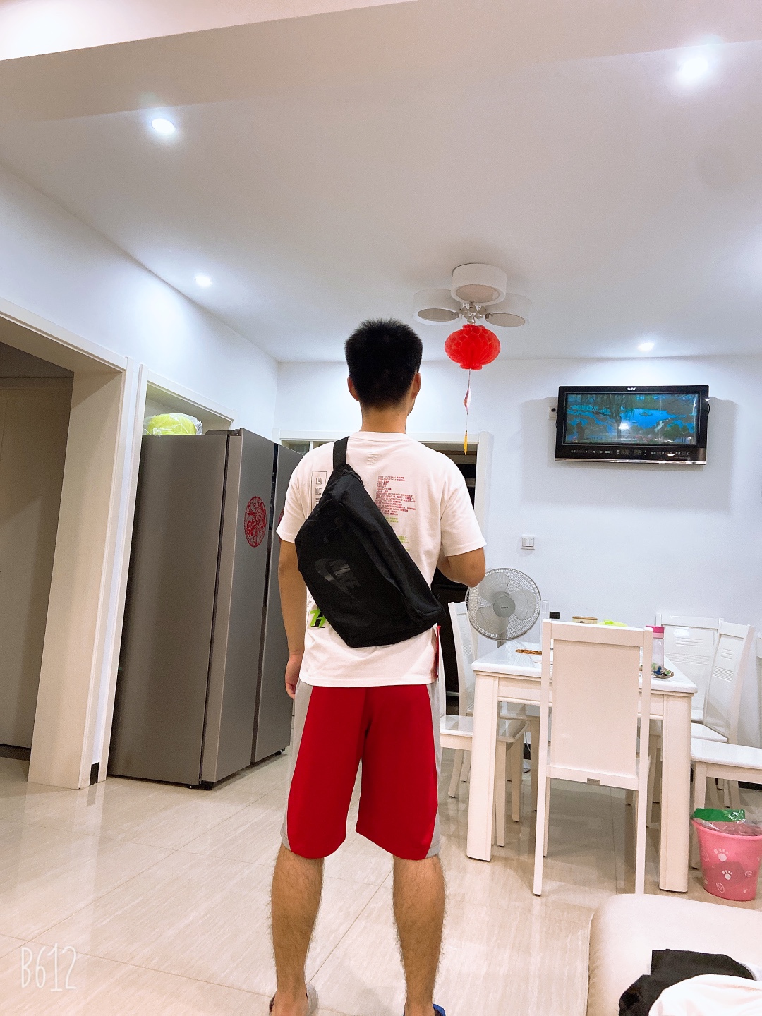 大家放心购买八是正品。容量也很大，给儿子