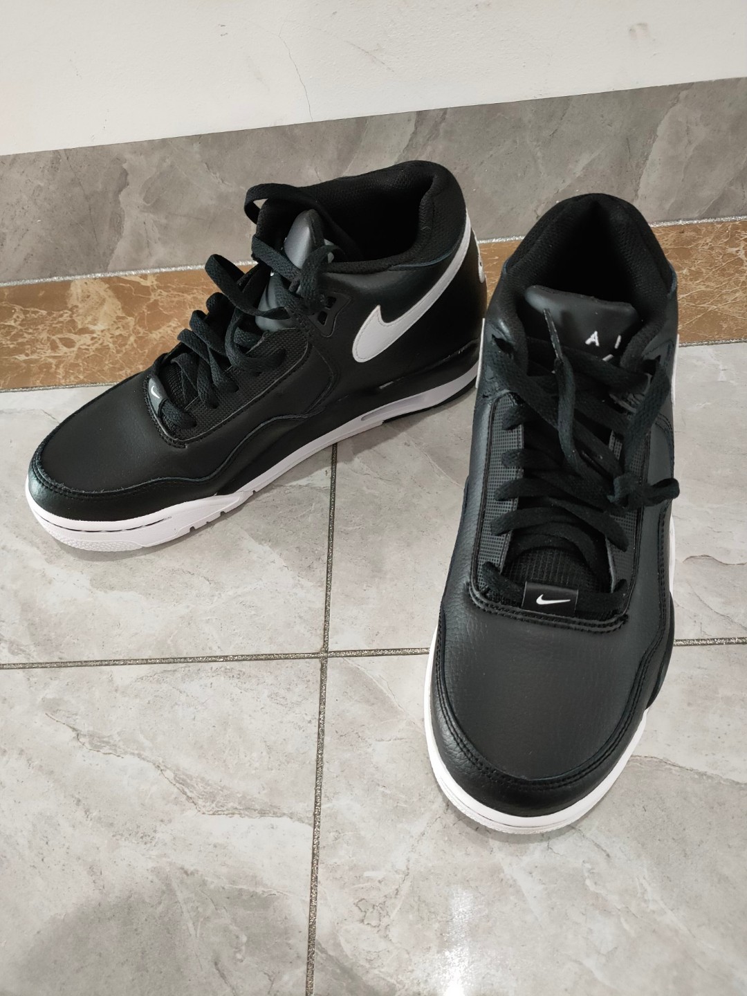 Nike Flight Legacy黑白