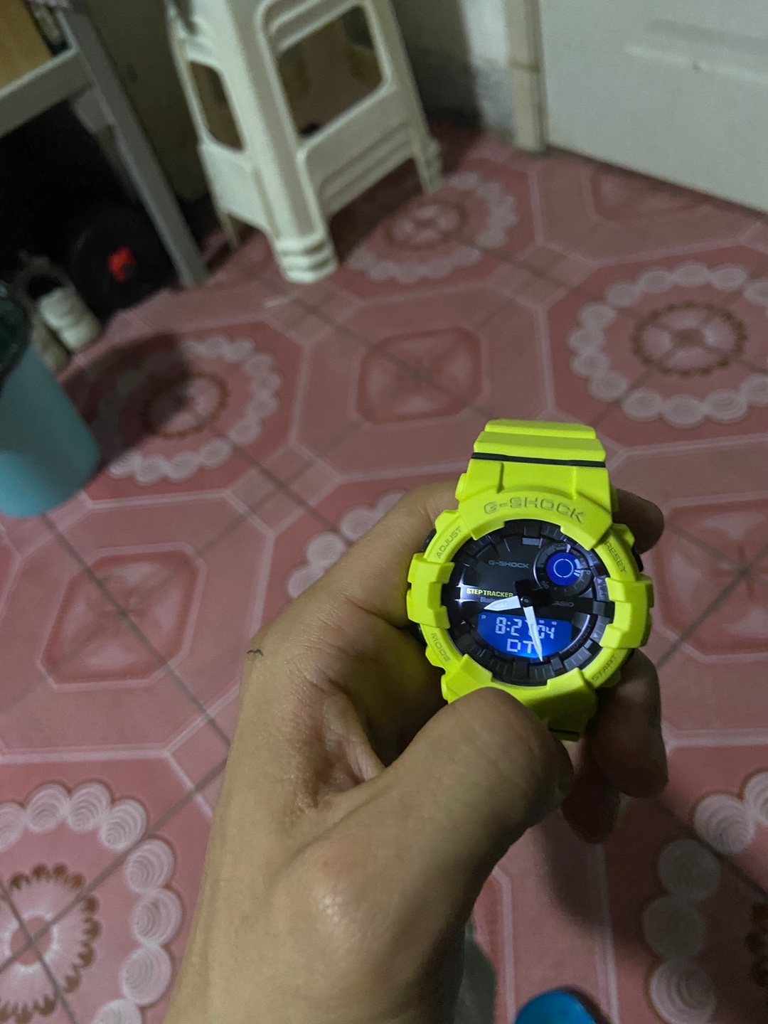 表带质量：质量很好 做工精细  外观材质