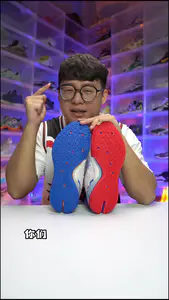 天津先行者俱乐部配色,经典蓝红!