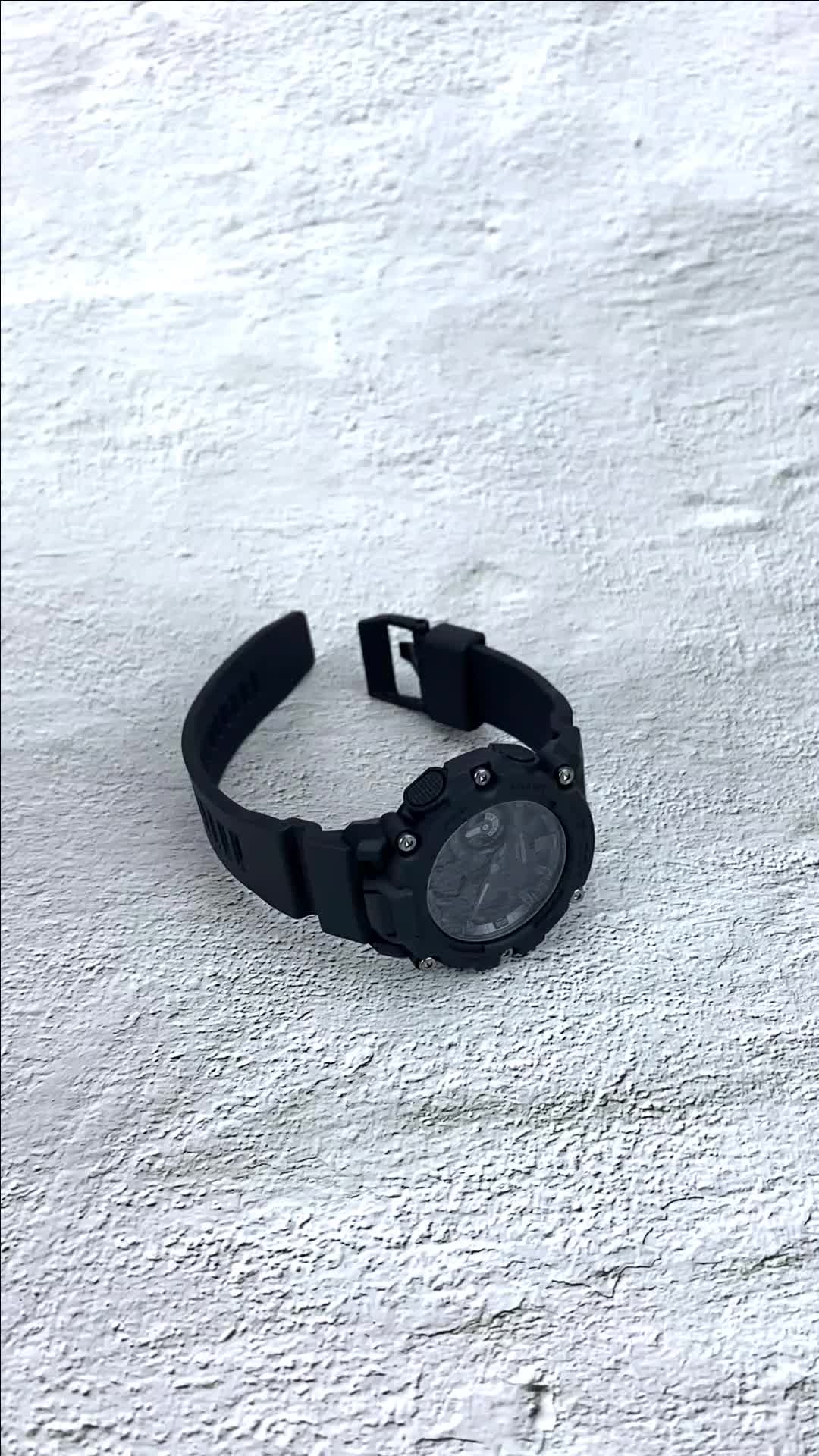 黑色款潮酷手表爱了