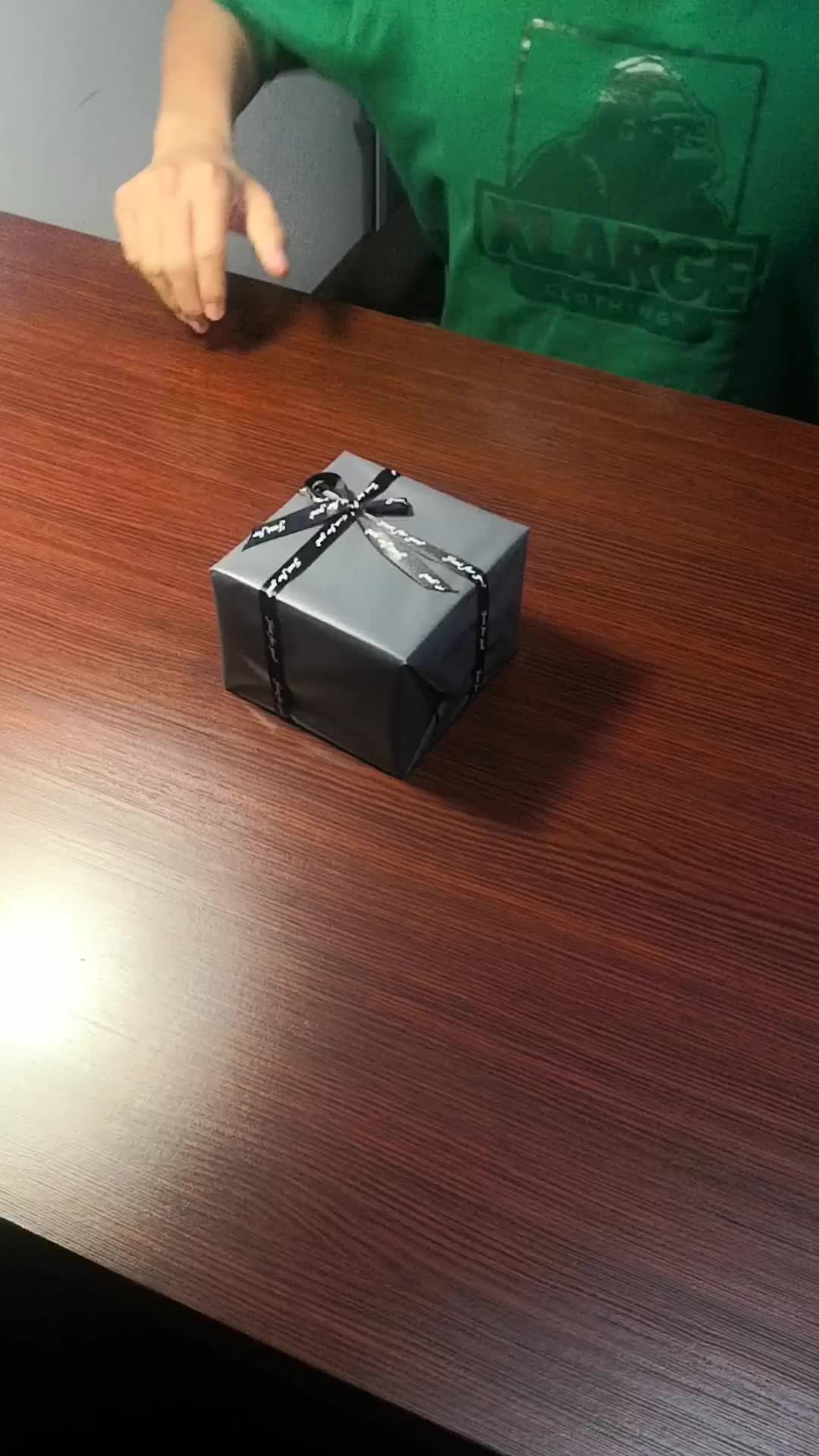 开箱华为手表