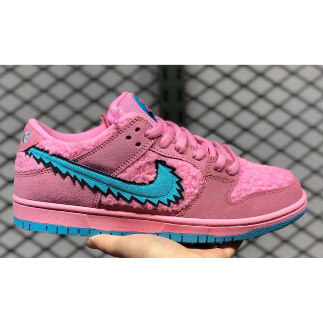 Grateful Dead x Nike