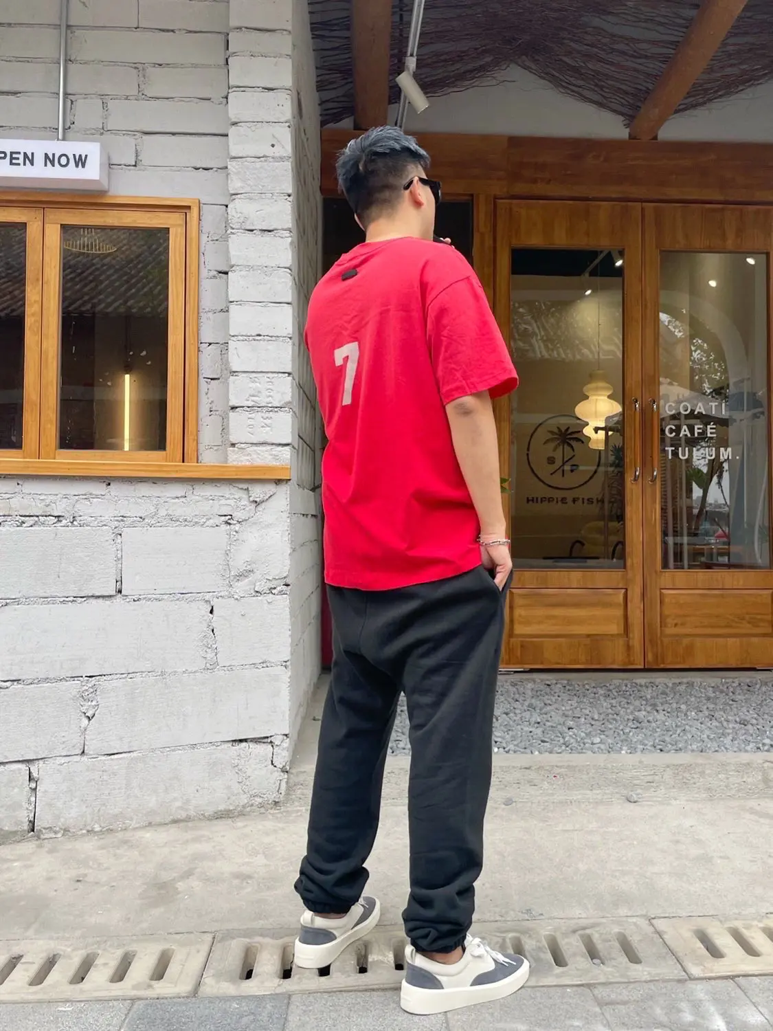 一件背后7的短袖终究有多大的魅力? 他的
