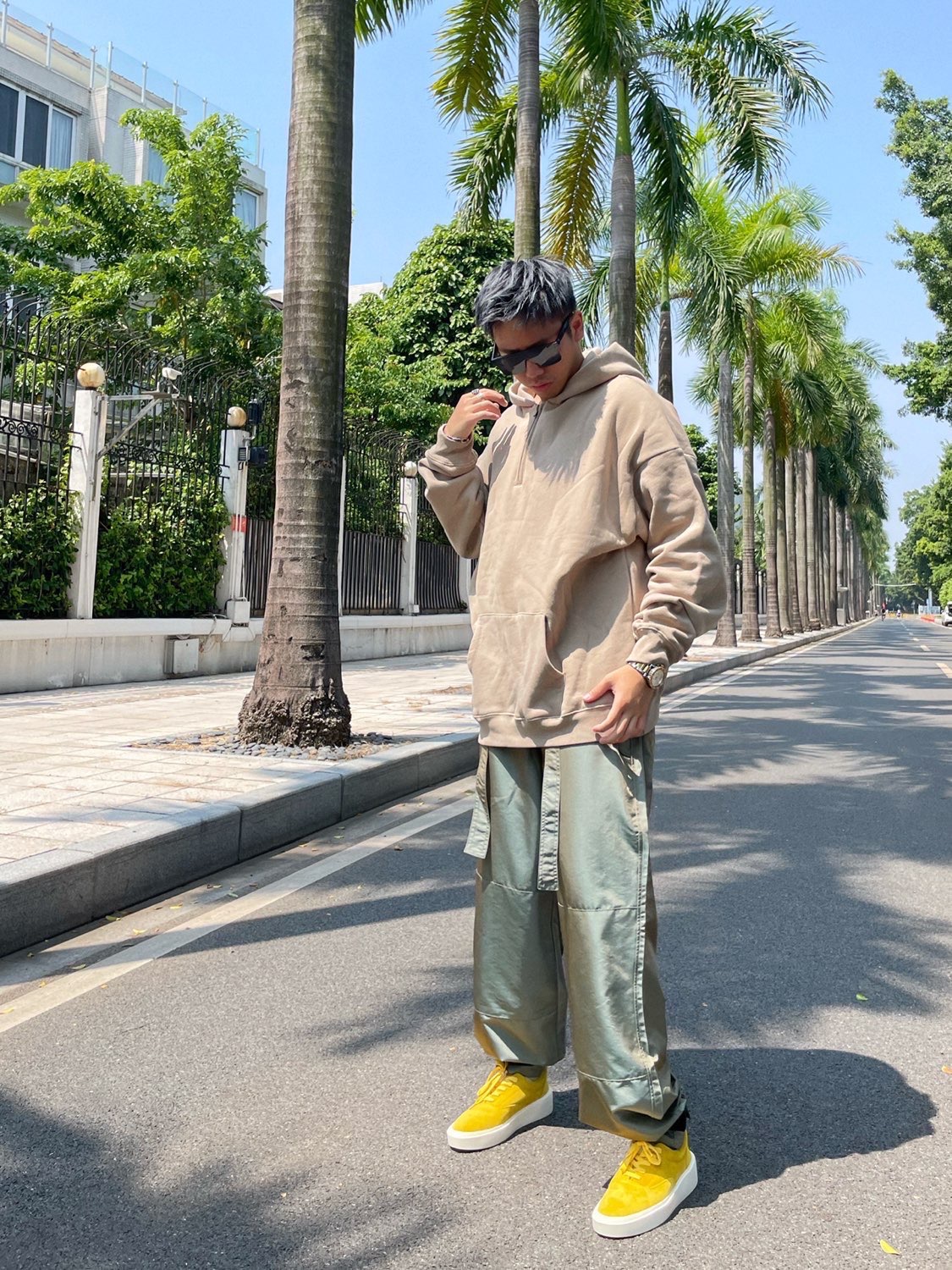 终于在前段时间发售的FG7C这款半拉链卫