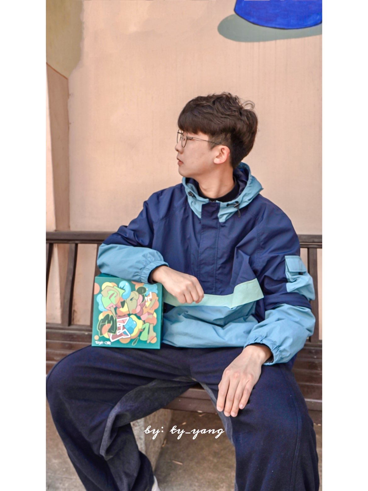气温回暖，终于可以脱掉厚重的冬装了。今天