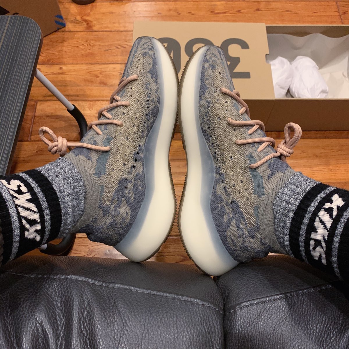 真·矮子乐 YEEZY 380
搭配杀手