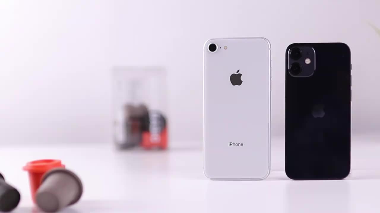iPhone12 mini对比iPhone8：苹果不讲武德！
