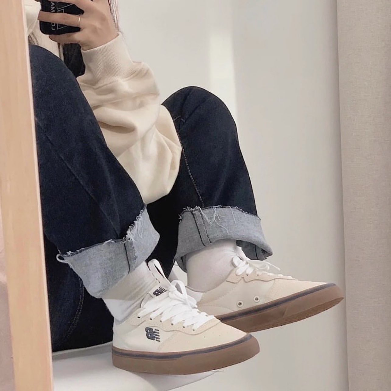 入秋必买款🍂🍂米白焦糖鞋底超舒服，男女都