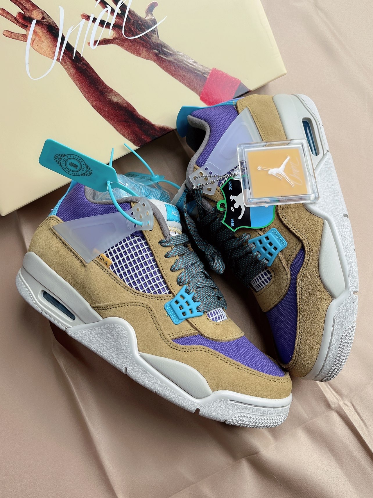👟鞋款名称
Union LA x Air