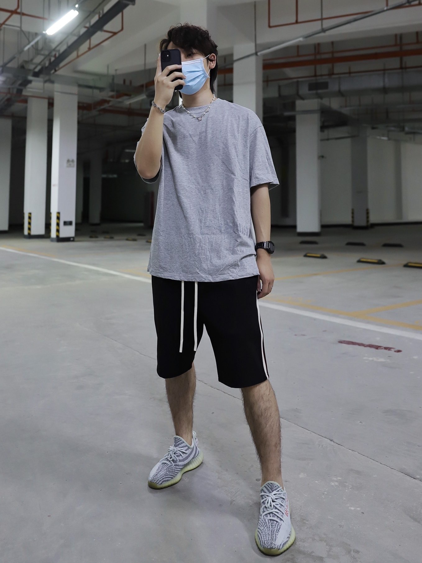 今天就要飞了，所以就简简单单发一波水一下