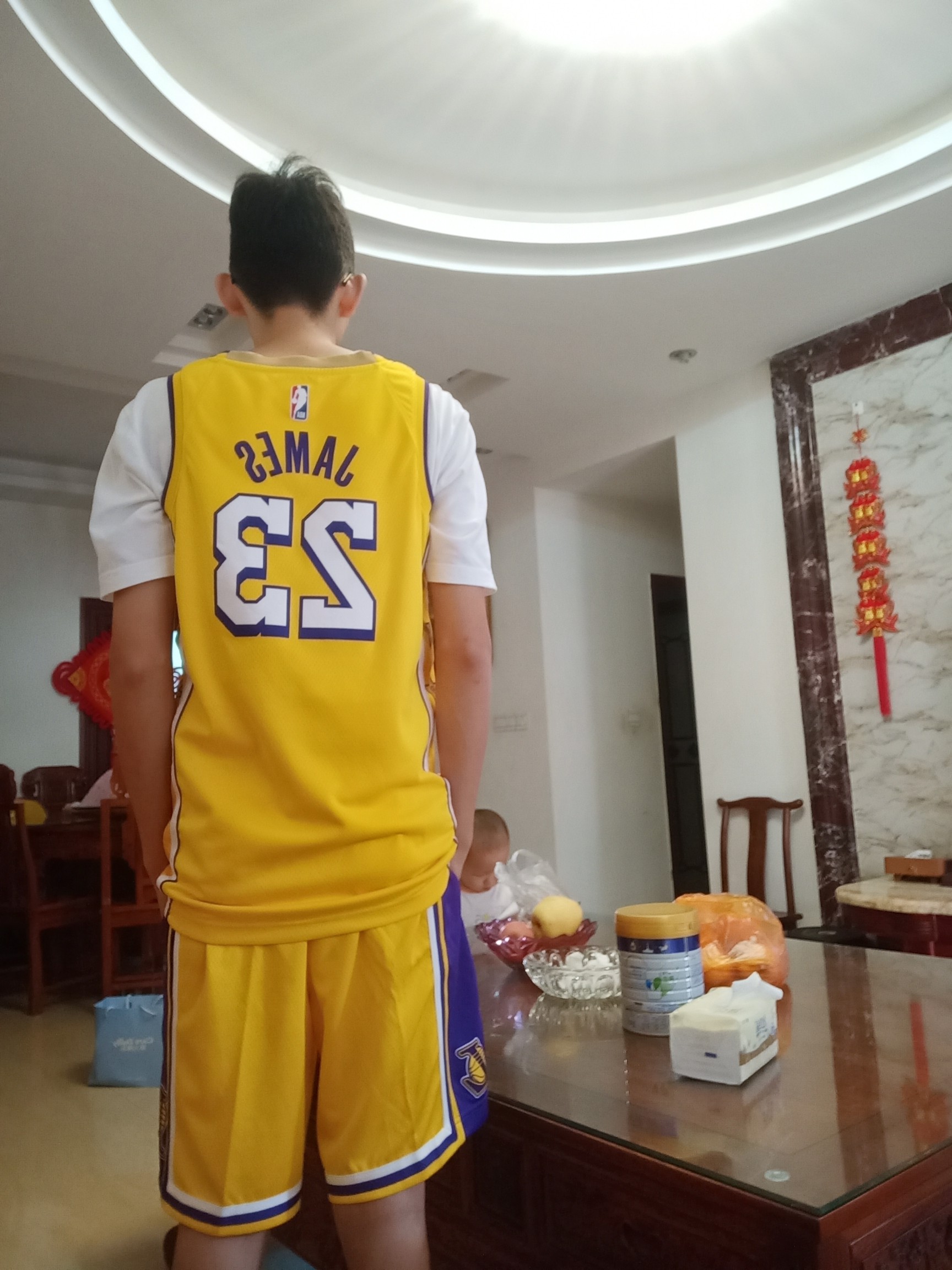 好。不错，	
Nike 赛场系列 NBA