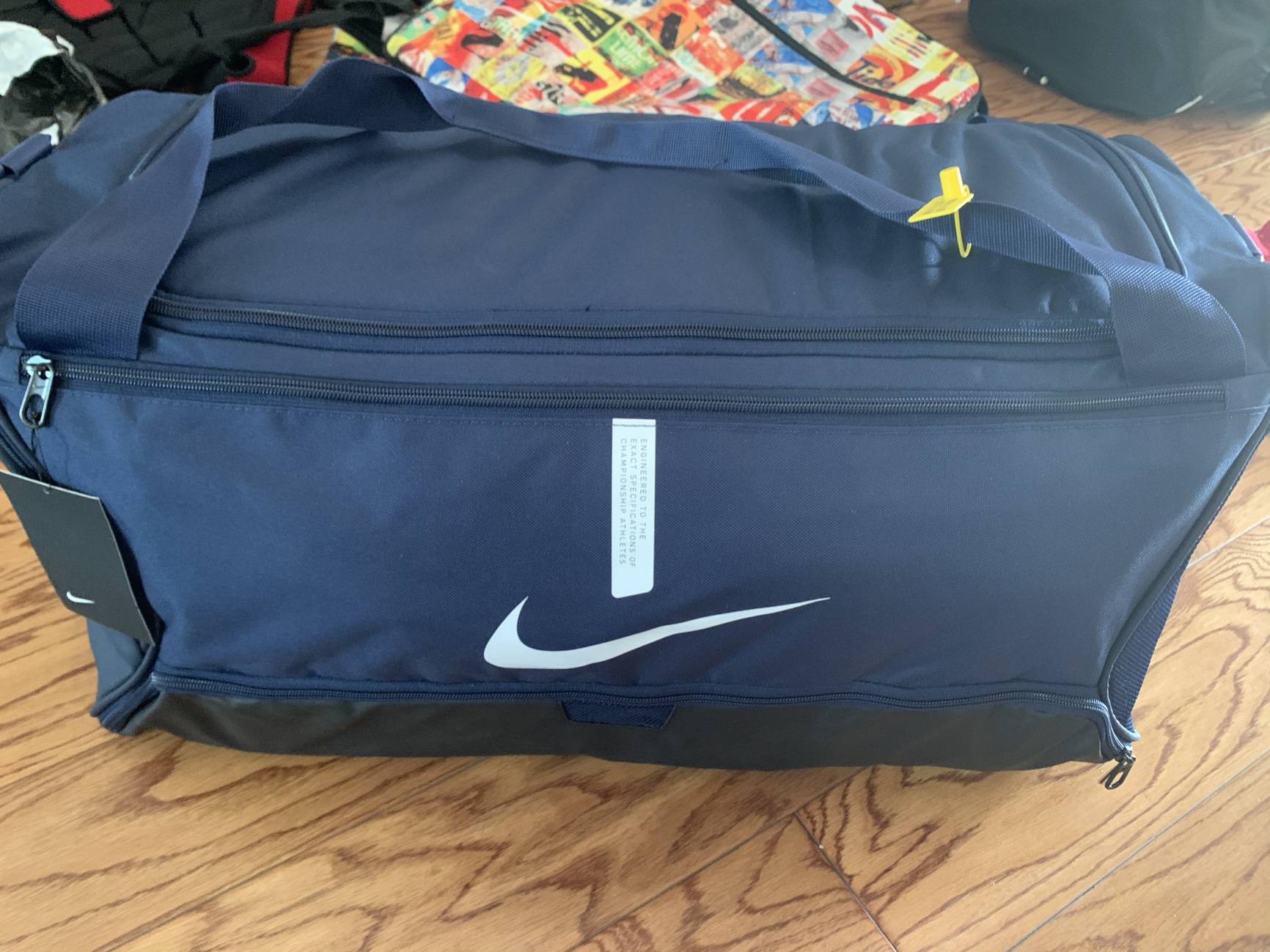鞋衣分离设计！质量厚实，滑雪鞋、衣服、头