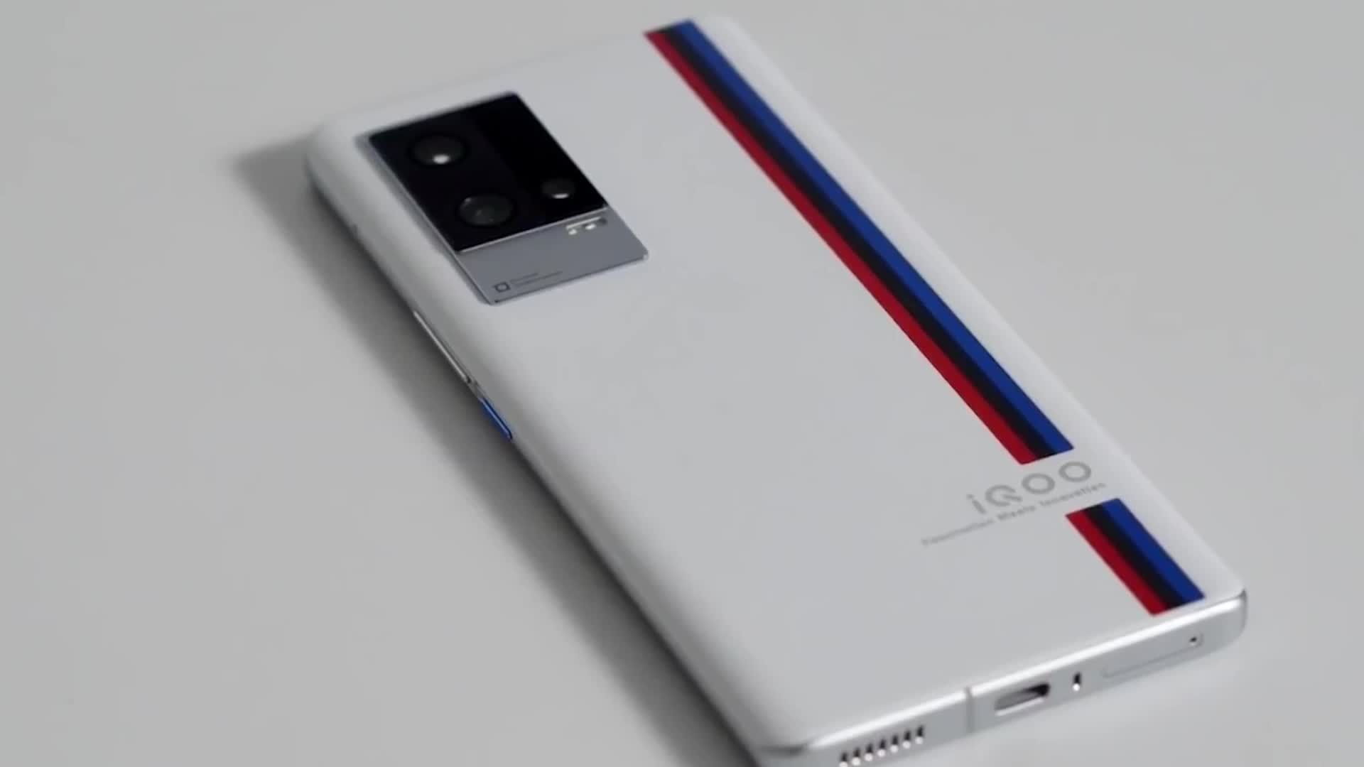 IQOO8Pro用户评价，玩游戏发热吗？
