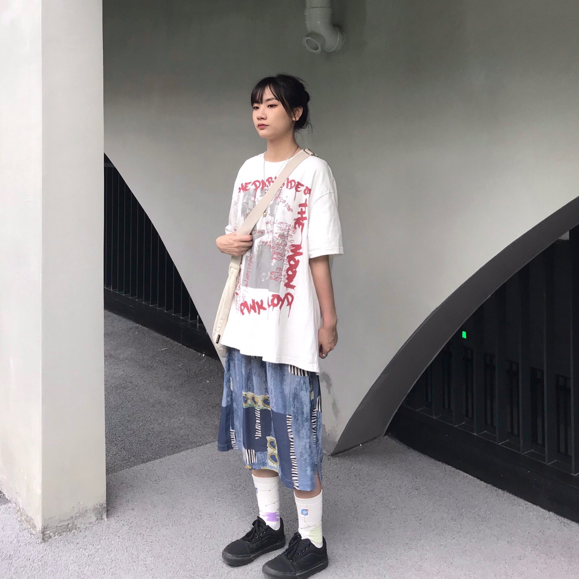 乱穿的快乐😛
hhhh好久没这么女了
最