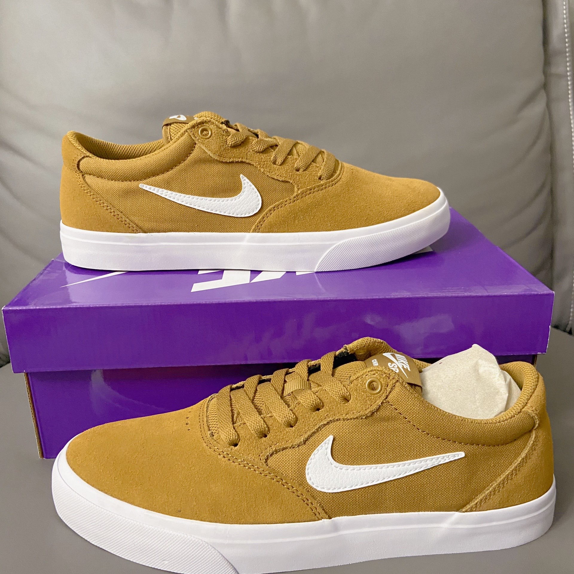 👟鞋款名称
【明星同款】Nike SB 