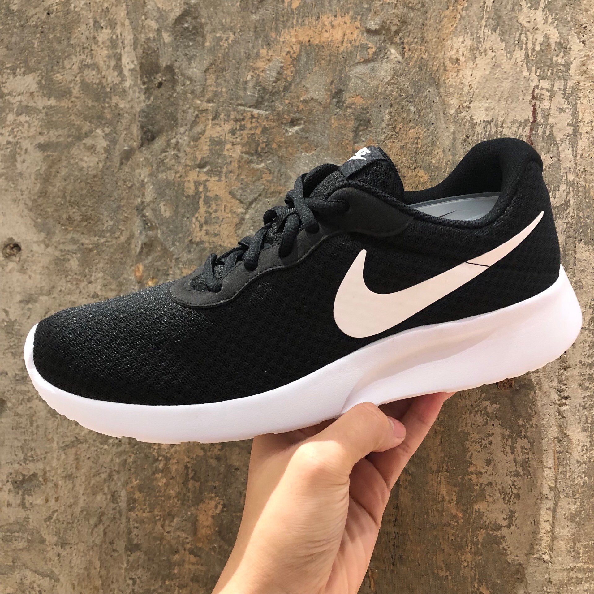 Nike Tanjun “天军” 
轻便