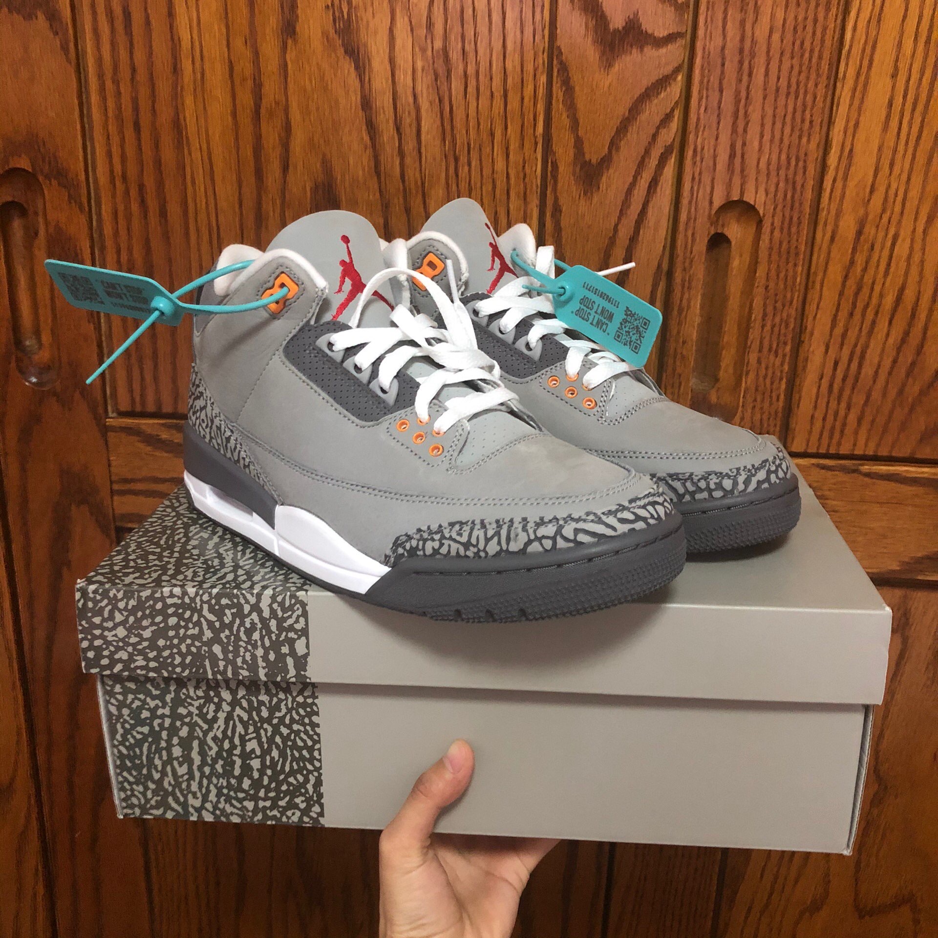 aj3 酷灰  经典的爆裂纹是aj3代的