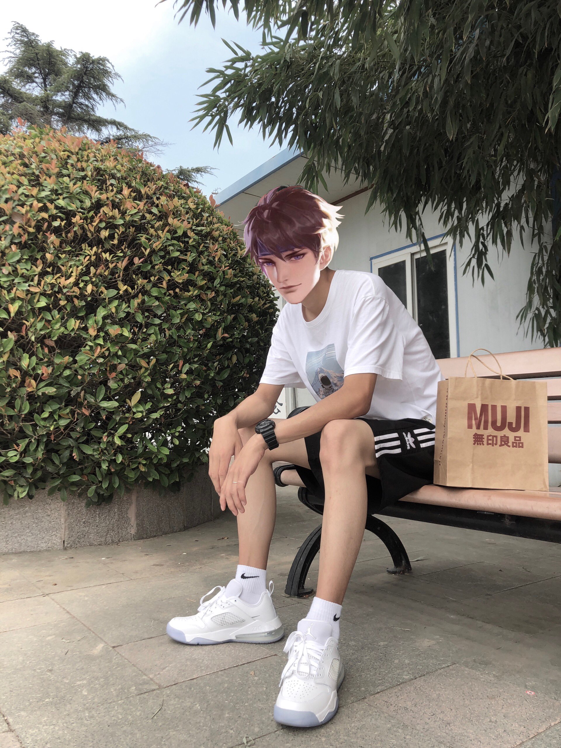 还可以吧，就是压脚背，左脚的鞋舌边有点硌