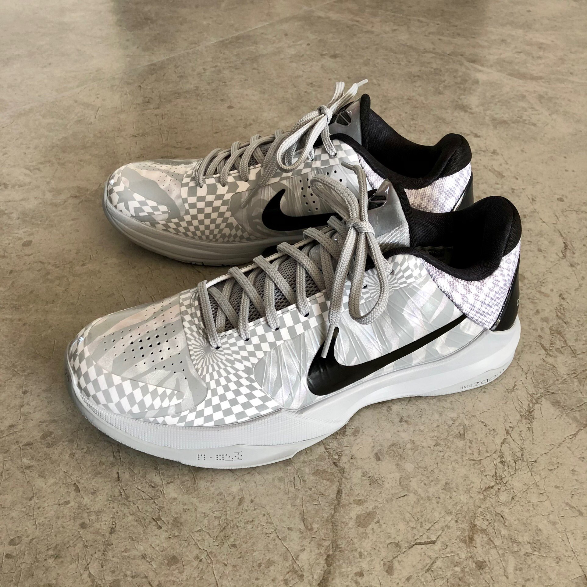 【新鞋开箱】KOBE V PROTRO 