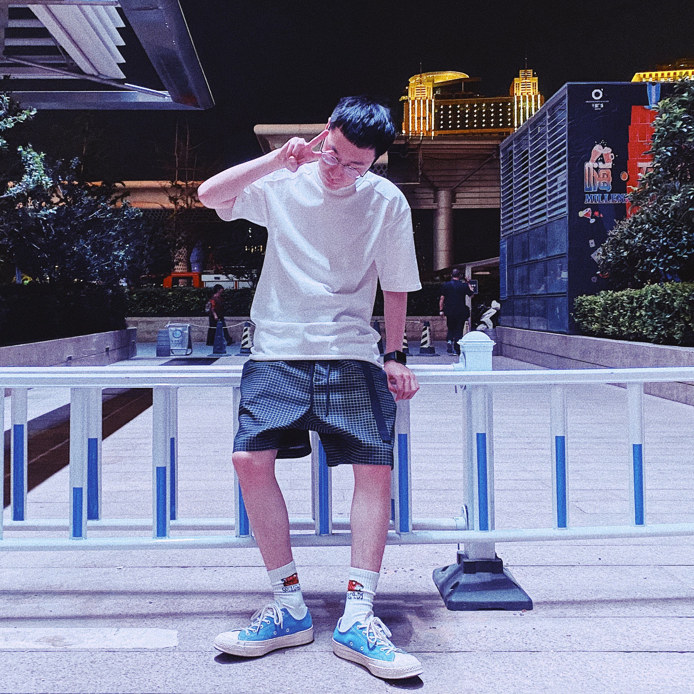 这样穿干净大男孩，还不撩吗？不会吧？😎相