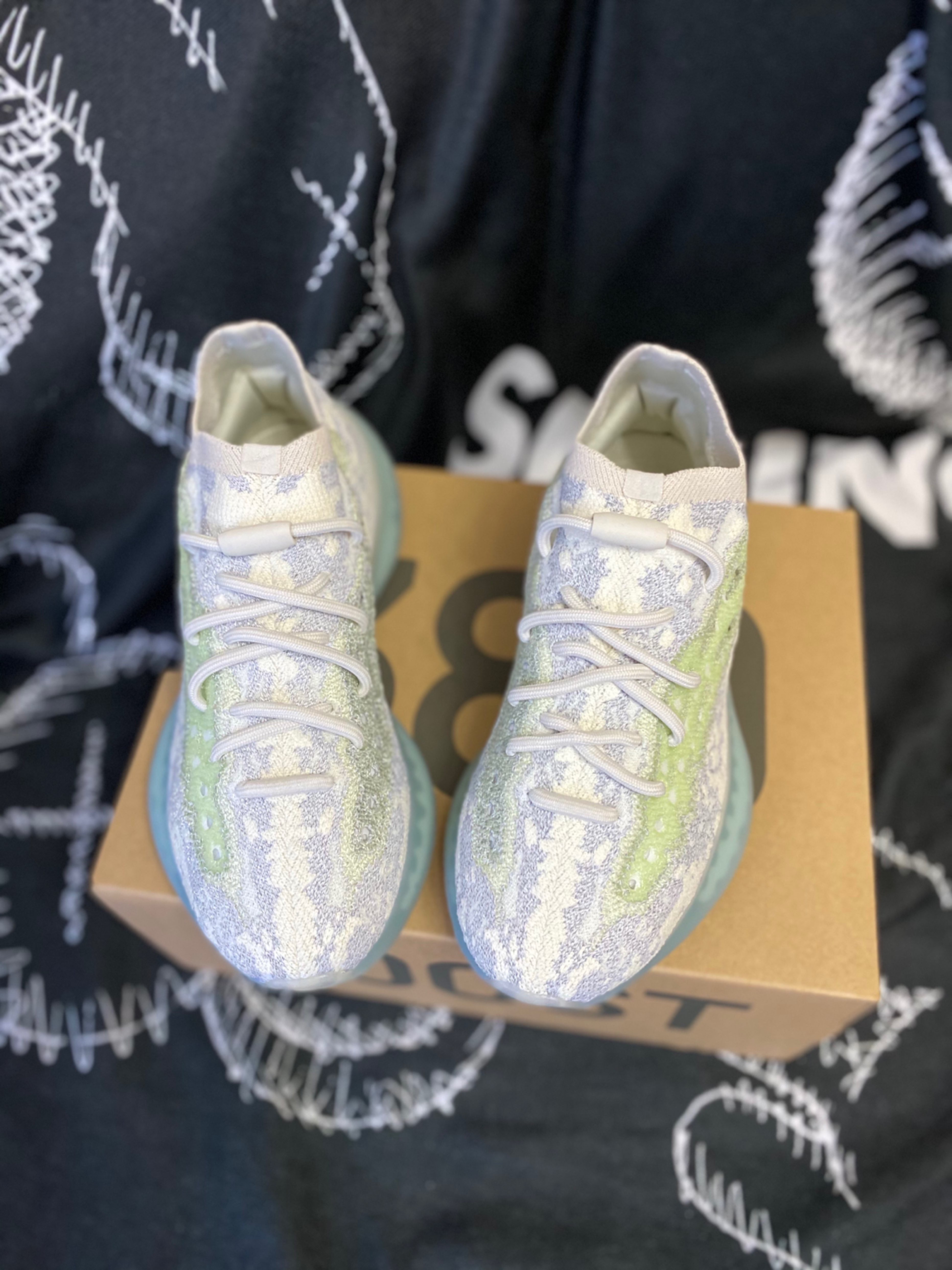 鞋款名称
adidas original