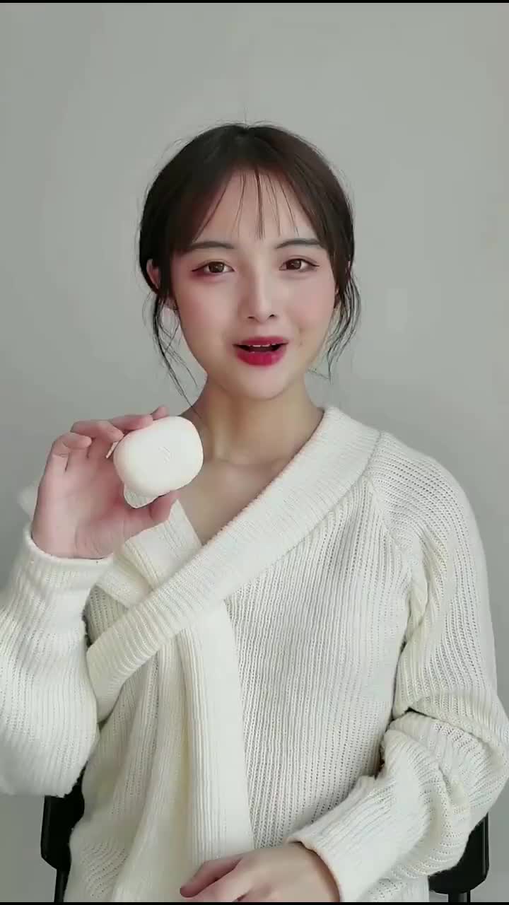 这耳机外观科技感十足👁️,细细把玩发现果