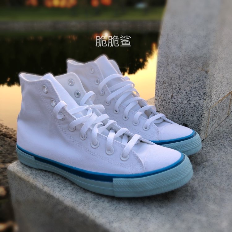 👟：converse chuck tay