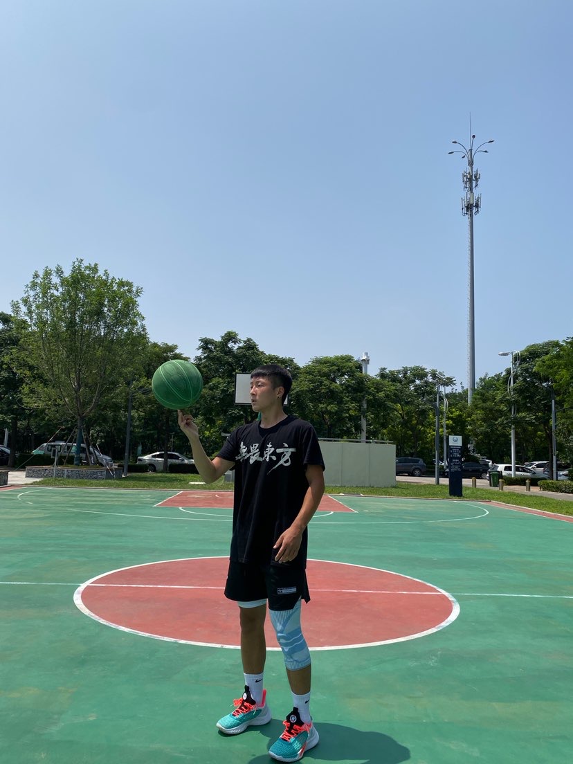 配色这么夏天的护膝，我真的爱了🌱
这个夏