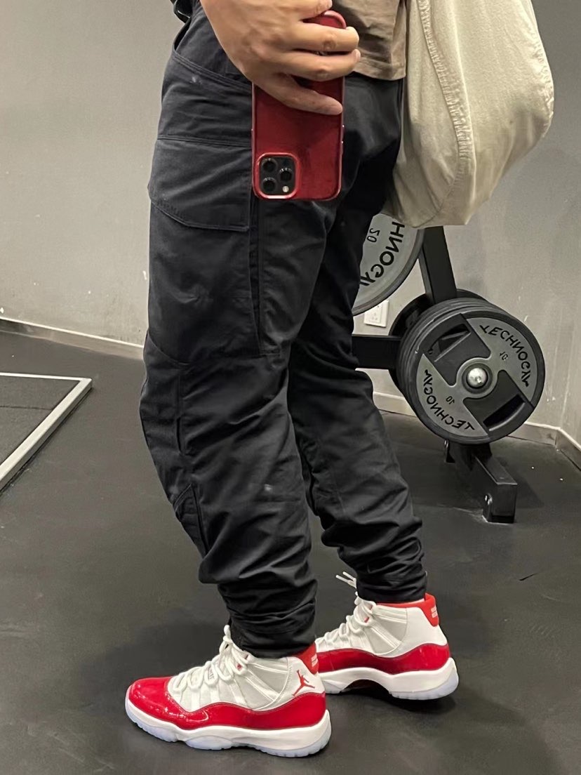 回到主场 浅练一个
AJ11「Cherr
