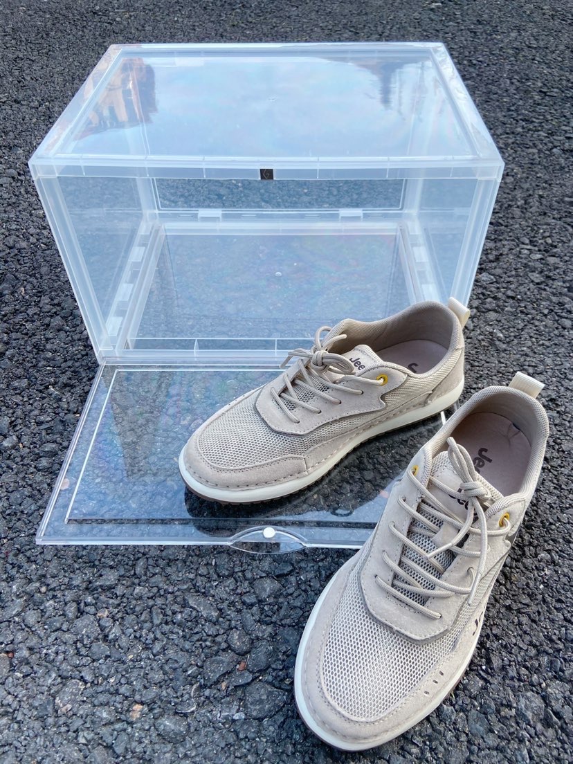 谁不喜欢新鞋开箱的那一瞬间 满满的期待感