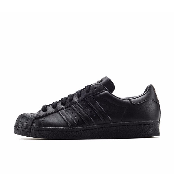 推荐商品：adidas Superstar 80s 板鞋 贝壳头复古防滑耐磨防水减震运动 Triple Black 纯黑