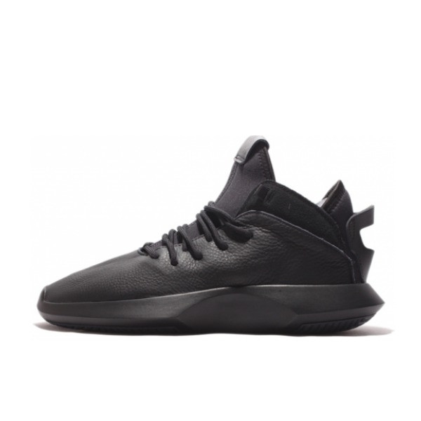 推荐商品：adidas Crazy 1 篮球鞋 复古防滑耐磨实战缓震轻便舒适 Core Black  全黑